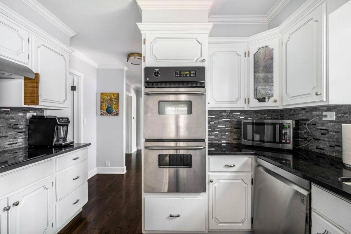 Spacious, Luxury Renovated Home With 4 Kings, Firepit Glen Ellyn Eksteriør billede