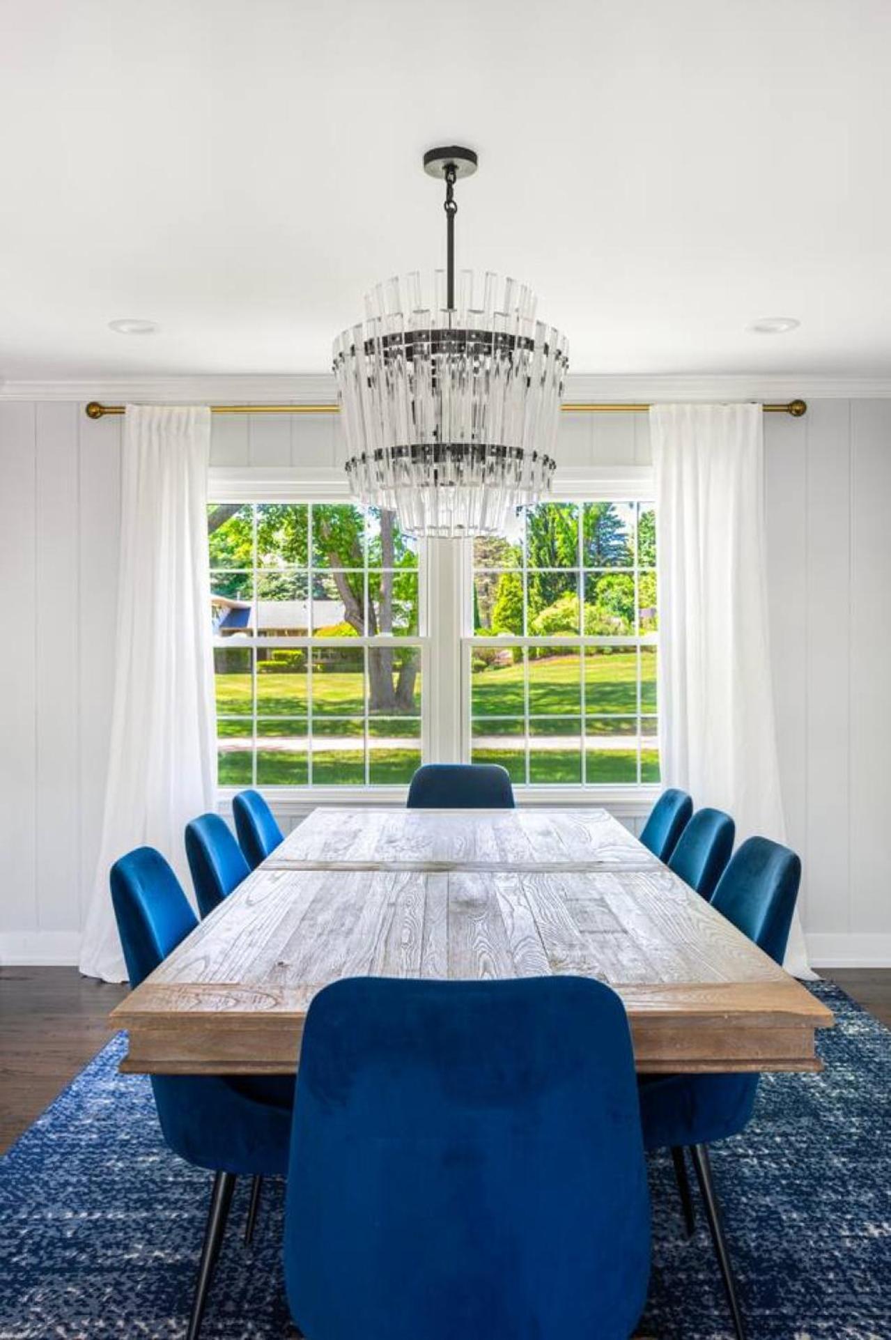 Spacious, Luxury Renovated Home With 4 Kings, Firepit Glen Ellyn Eksteriør billede