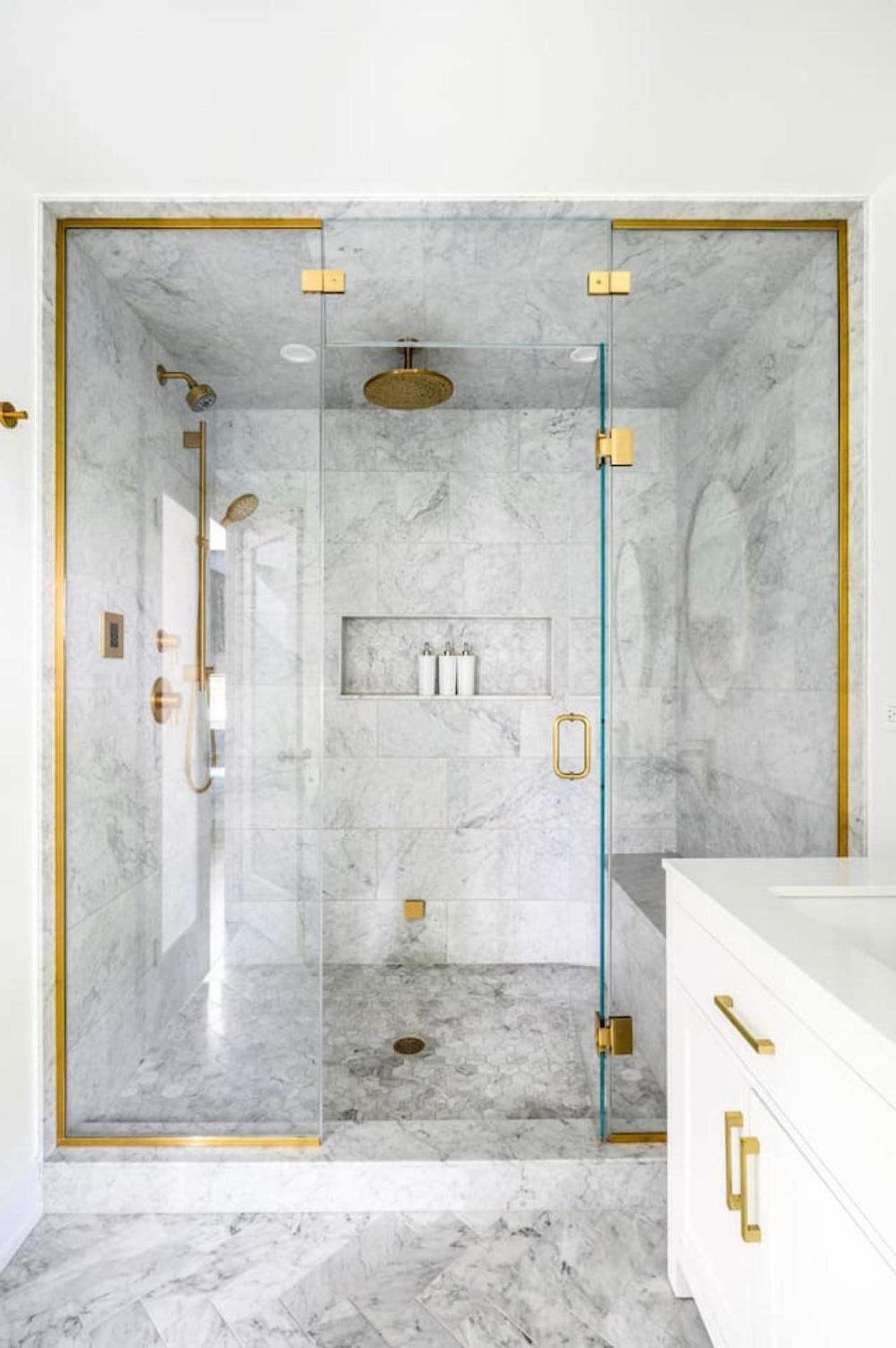 Spacious, Luxury Renovated Home With 4 Kings, Firepit Glen Ellyn Eksteriør billede