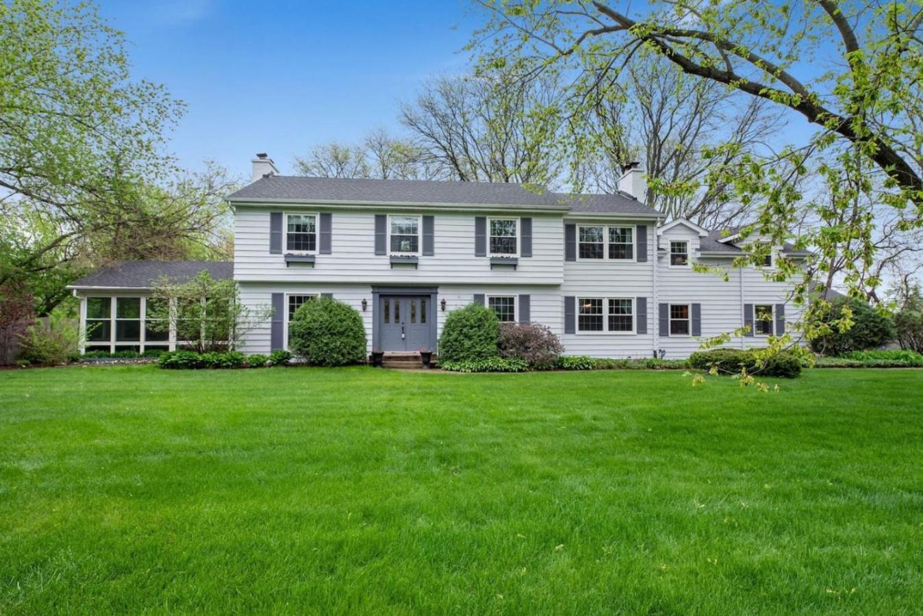 Spacious, Luxury Renovated Home With 4 Kings, Firepit Glen Ellyn Eksteriør billede